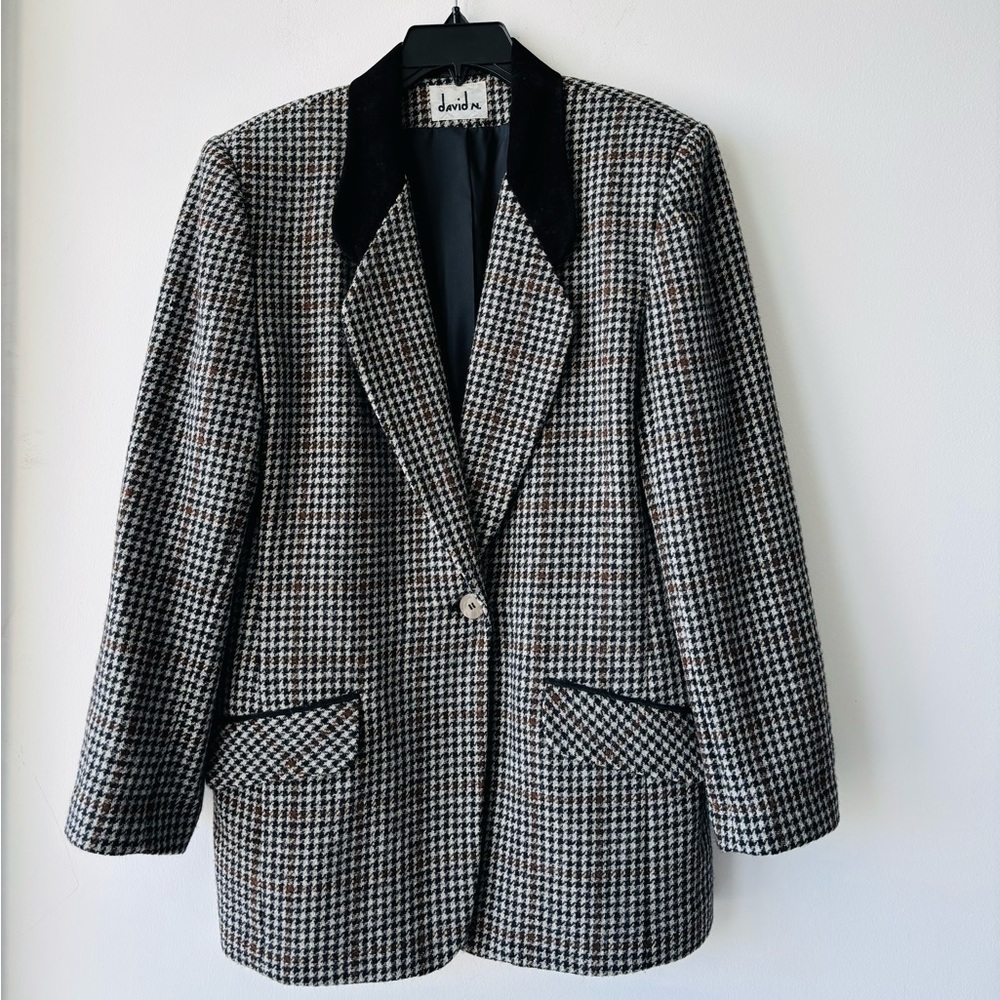 Vintage-Inspired Houndstooth Blazer Jacket - Black & White with Velvet Collar